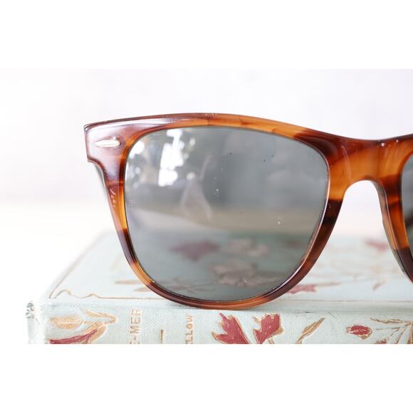 Vintage B&L Ray Ban USA Wayfarer brown tone frame Sunglasses Old Money Preppy - Picture 4 of 12